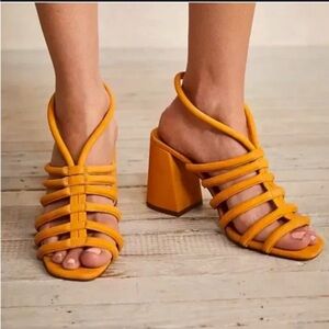 New Free People Colette Cinched‎ Leather Slingback Heel Sandal 7